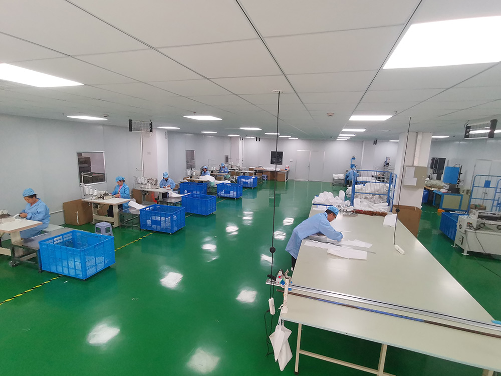 過(guò)濾袋生產(chǎn)車(chē)間